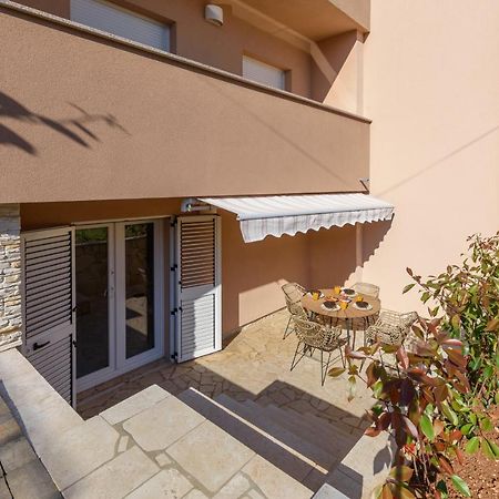 Studio Apartment Mali Medulin Exterior photo