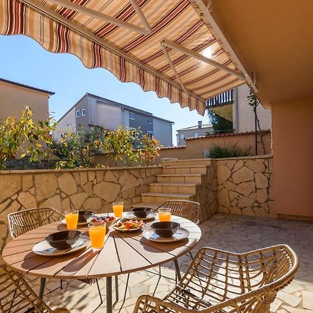 Studio Apartment Mali Medulin Exterior photo