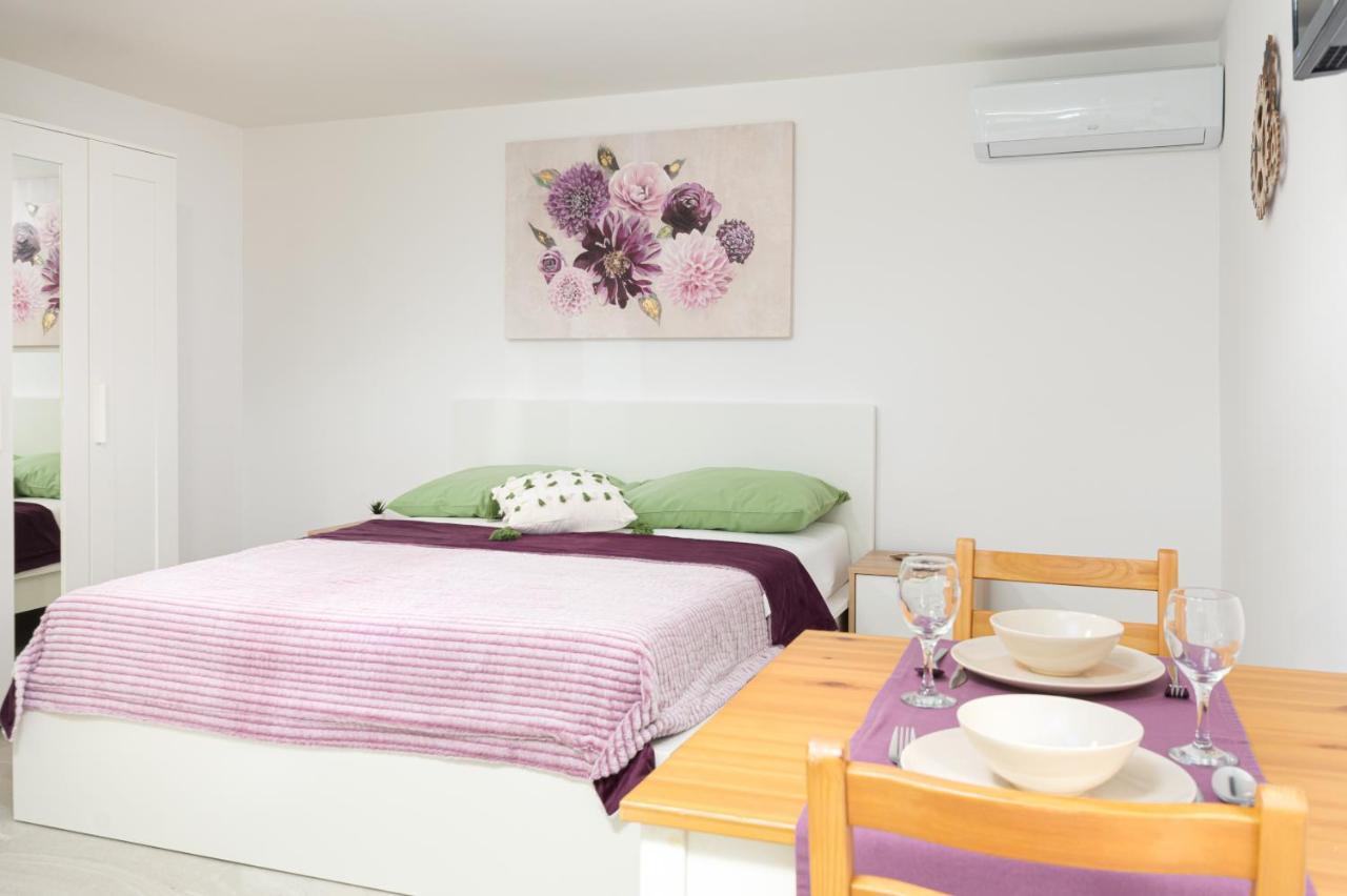 Studio Apartment Mali Medulin Exterior photo