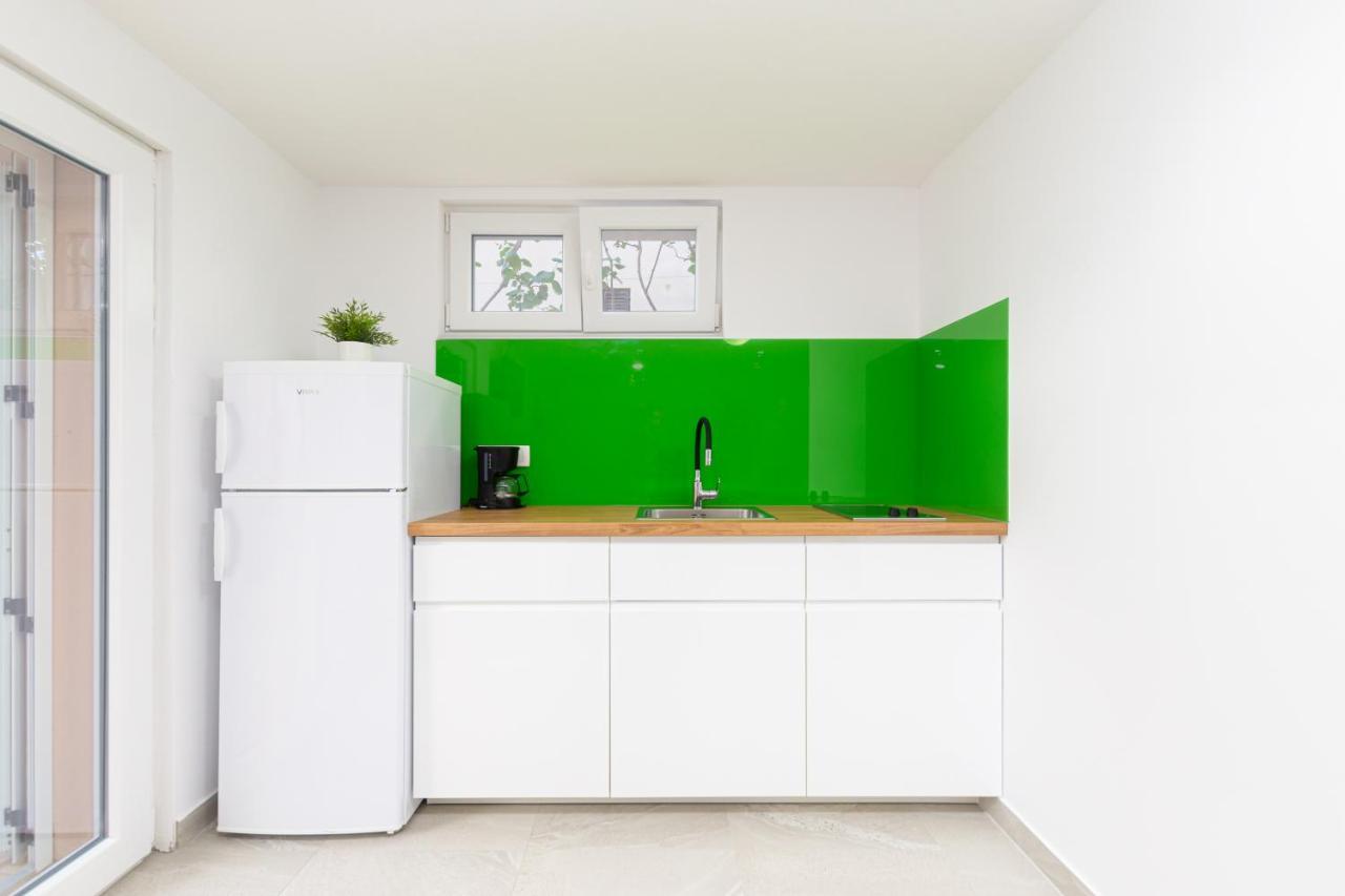 Studio Apartment Mali Medulin Exterior photo